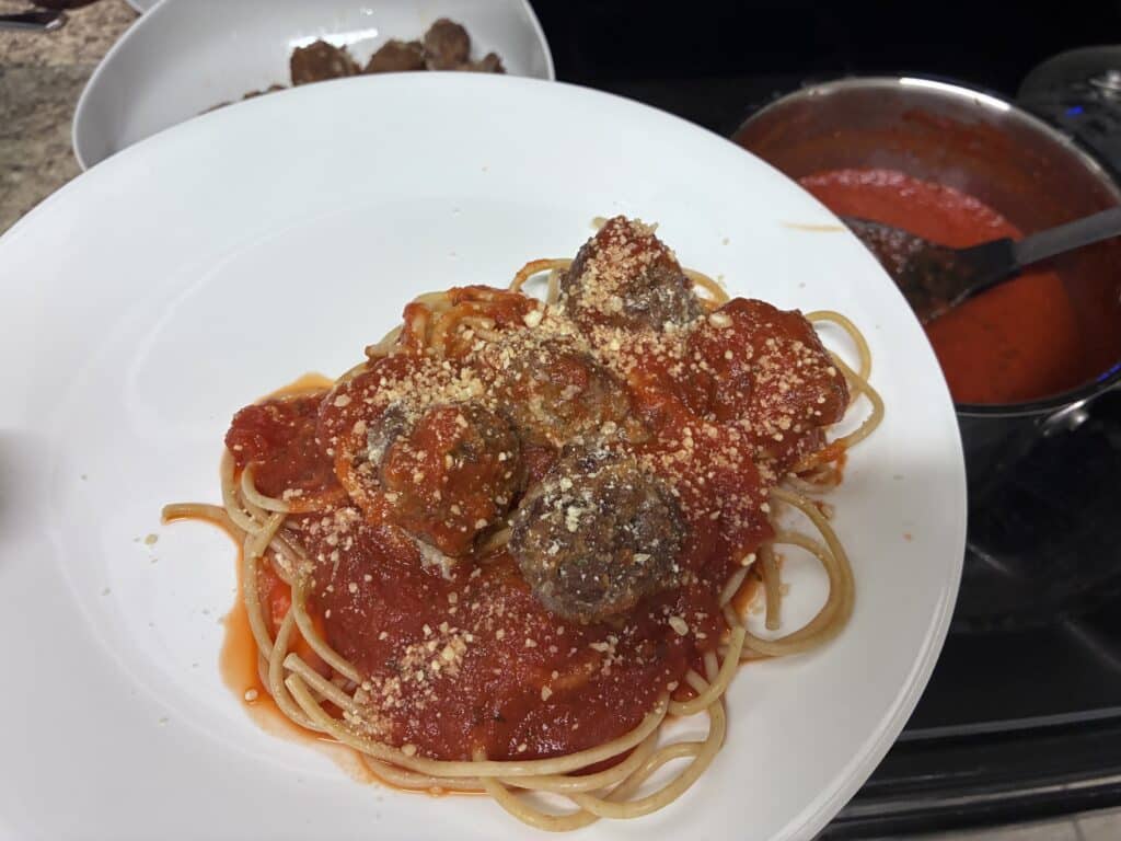 IMG_9934 spaghetti and meatballs